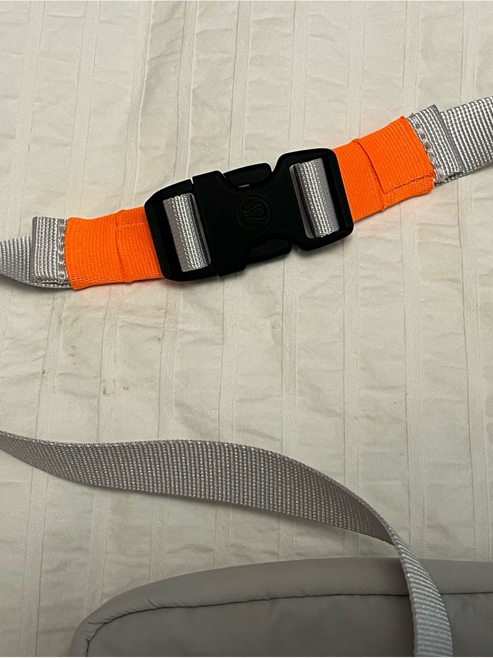 Lululemon Light Gray Crossbody Bag with Orange Accent and Blue Purple Accent - Picture 4 of 9
